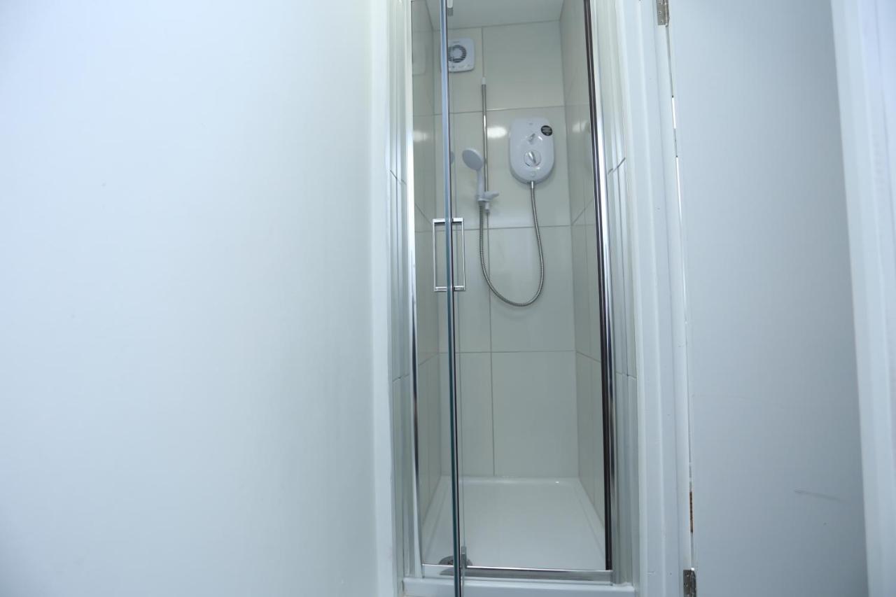 Appartement Abbeywood Station House Londres Extérieur photo